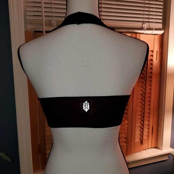 🌸Free People Spread The Light Halter Workout Bra - Picture 5 of 5